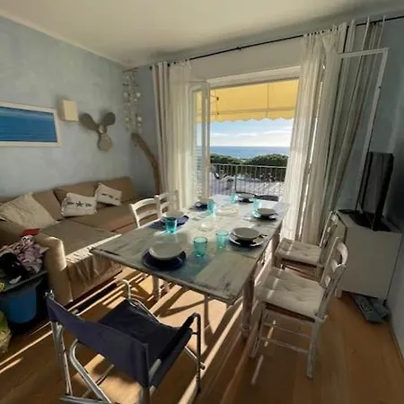 Trilocale Pregiato Sul Mare Lägenhet *