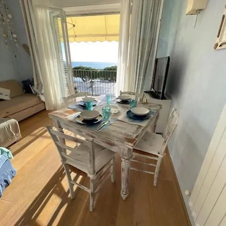 Apartment Trilocale Pregiato Sul Mare
