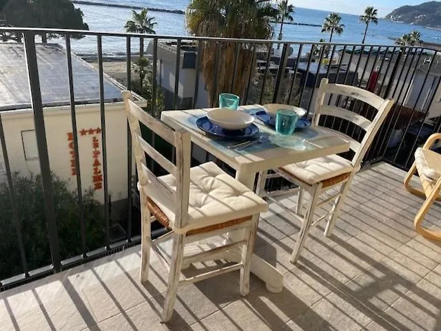 Trilocale Pregiato Sul Mare * San Bartolomeo Al Mare